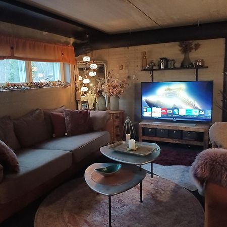Loft By The Lake Asunto Omakotitalon Alakerrassa Ylojarvi المظهر الخارجي الصورة
